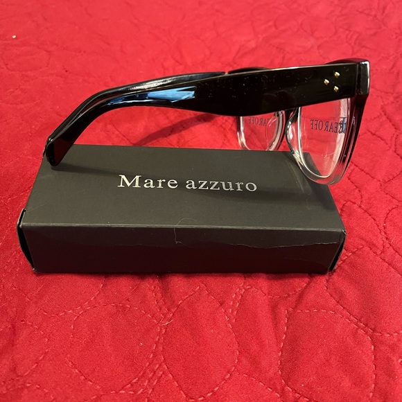 Mare Azzuro Oversized Reading glasses. - Picture 3 of 4